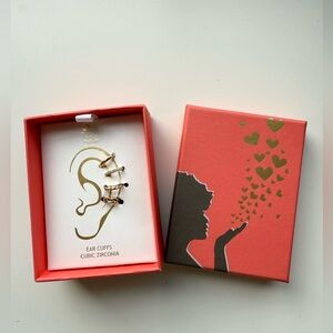 💫 NWT c&c california gold ear cuffs